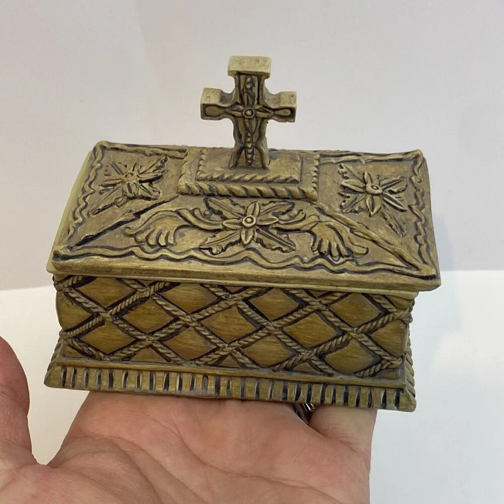 Mark Stevens Designs Renaissance Cross Collection promise keeper Small Box